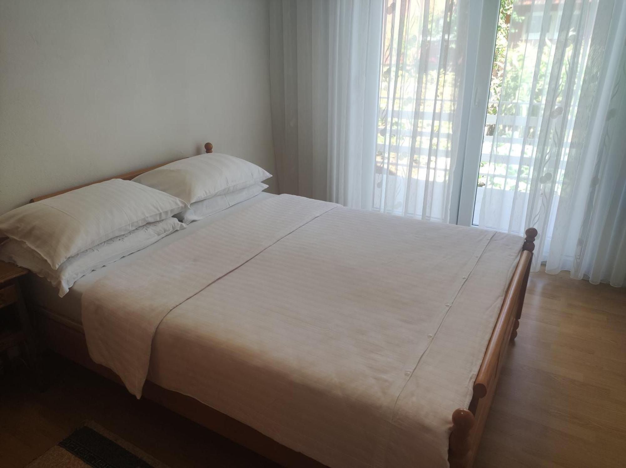 Apartman Bor Livno Exterior foto